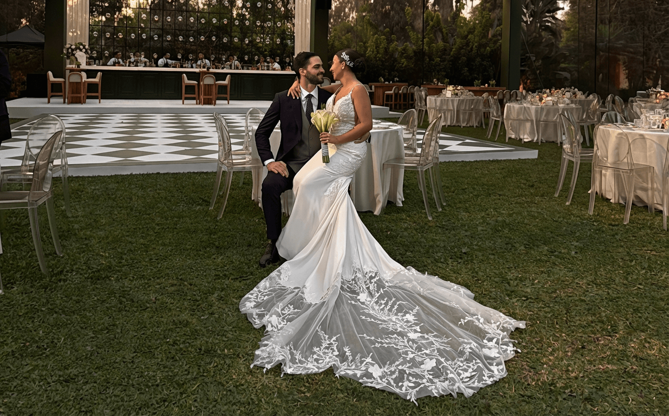 Bailarines profesionales en boda